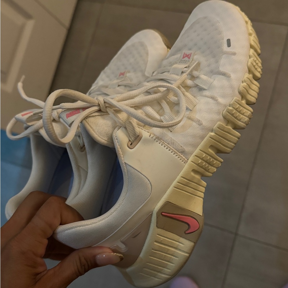 Nike Free Metcon 5 sail sanddrift women’s